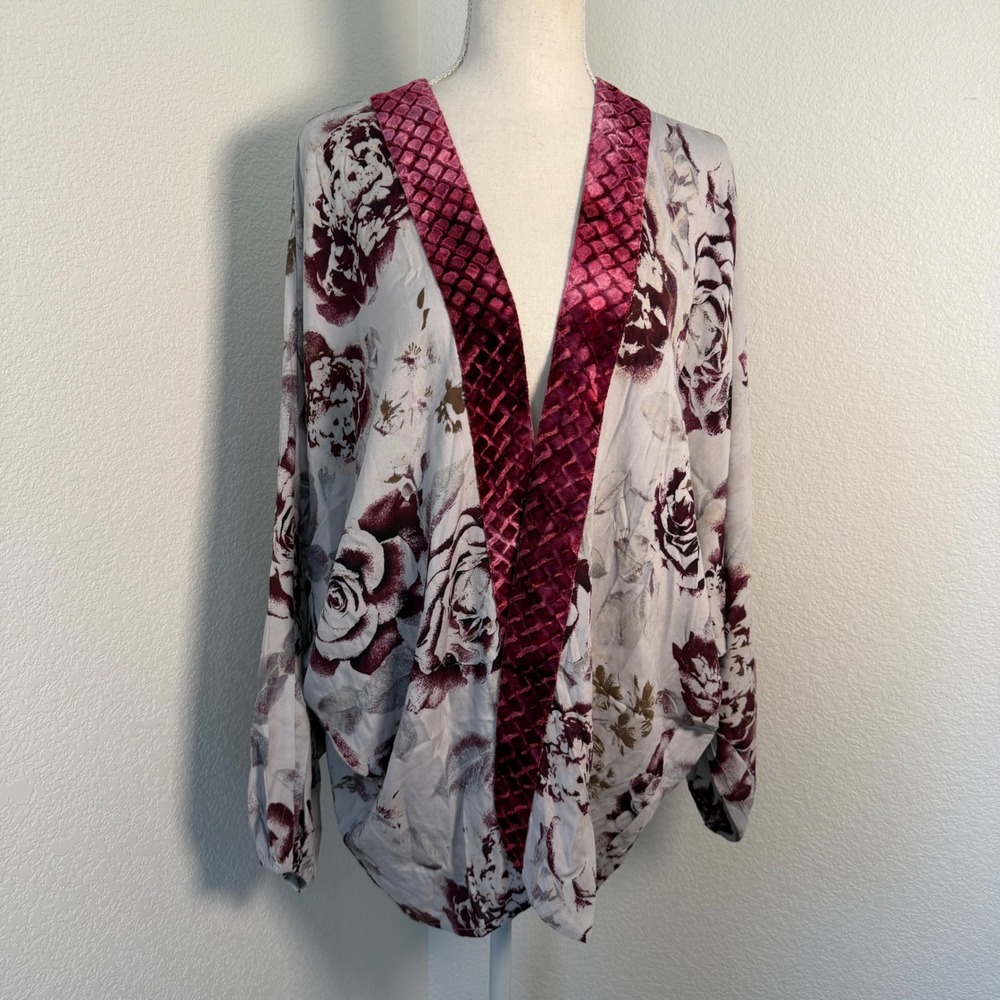 Mystree Floral Kimono Wrap‎ Womens M/L Grey Burgundy Velvet Trim Rose Boho Open